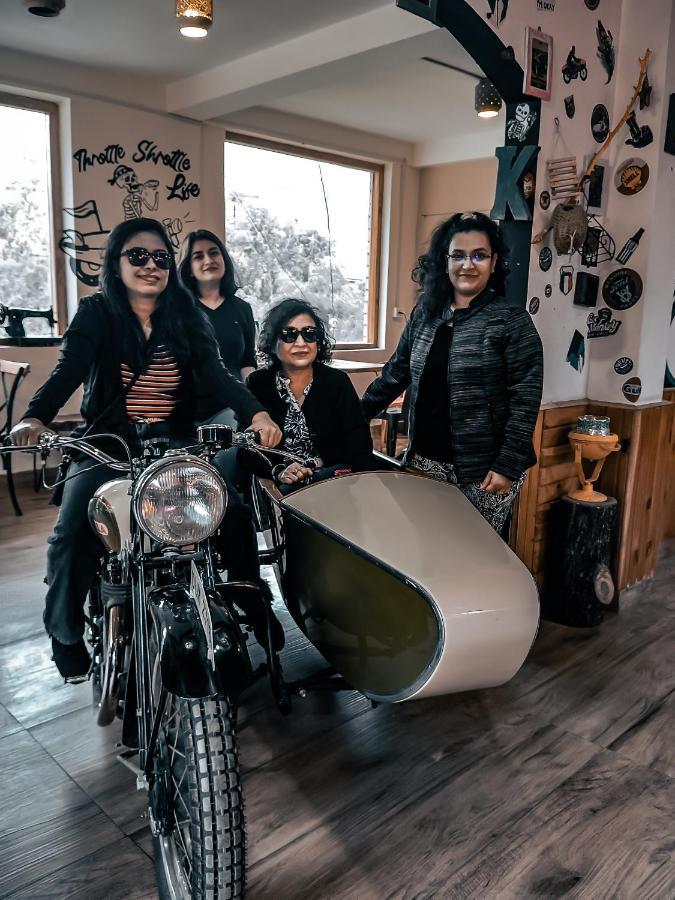 מנאלי Throttle Shrottle Moto Hostel מראה חיצוני תמונה