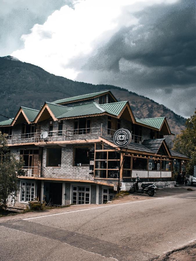 מנאלי Throttle Shrottle Moto Hostel מראה חיצוני תמונה